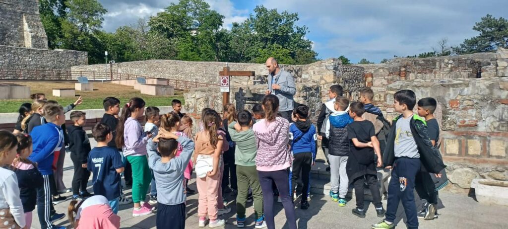 439920857_2565515976960671_6734128786619568551_n